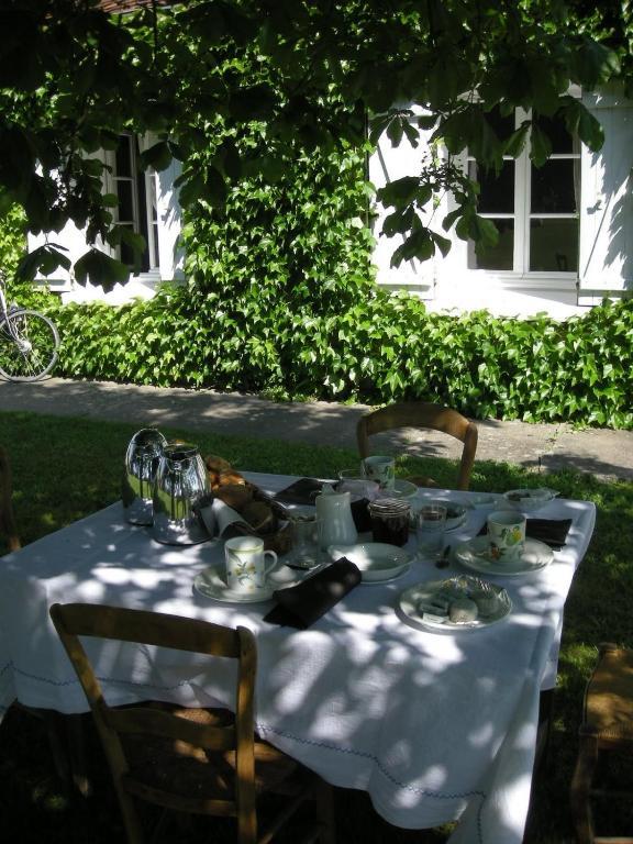 La Touche Bed & Breakfast Menetou-sur-Nahon Exterior foto